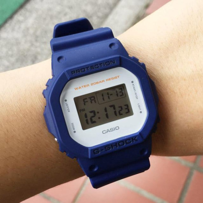 Casio DW-5600M-2E