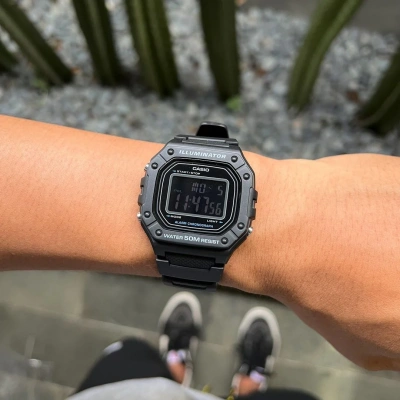 Casio W-218H-1B