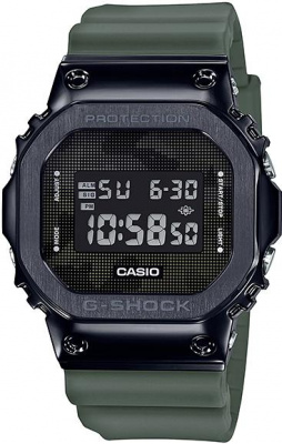 Casio GM-5600B-3E