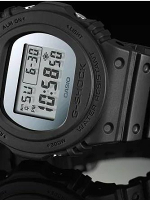 Casio DW-5700BBMA-1E