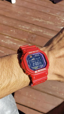 Casio GWX-5600C-4E