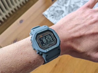 Casio DW-H5600-2E