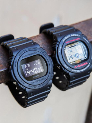 Casio DW-5750E-1E