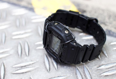 Casio DW-5600NH-1E