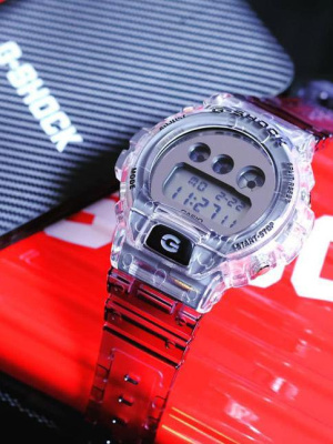 Casio DW-6900SK-1E