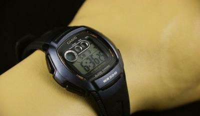 Casio W-210-1B